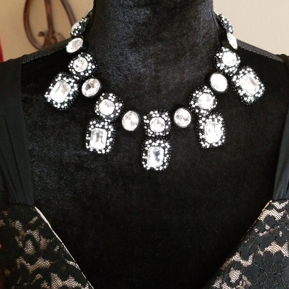 Dress - Picture 4 of 8